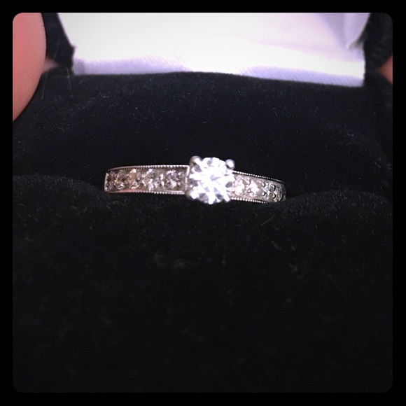 Engagement ring 14k white gold - diamonds total .6 - Picture 1 of 3